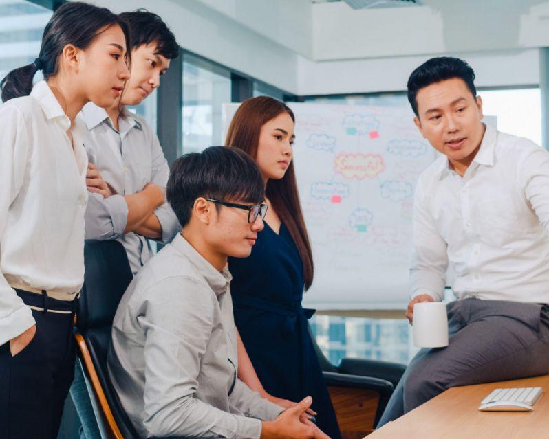 Biểu tượng hỗ trợ khách hàng của Vin 777, minh họa dịch vụ tư vấn.